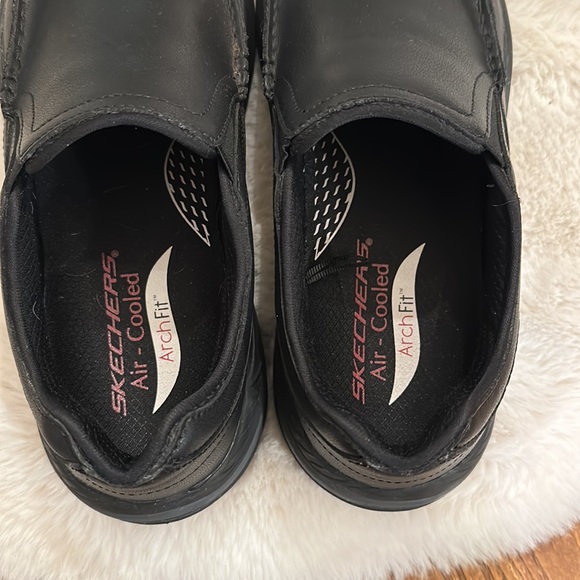 Men’s Skechers slip one - Picture 5 of 6